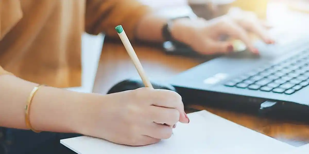 photo of Guide To Crafting An Outstanding College Paper